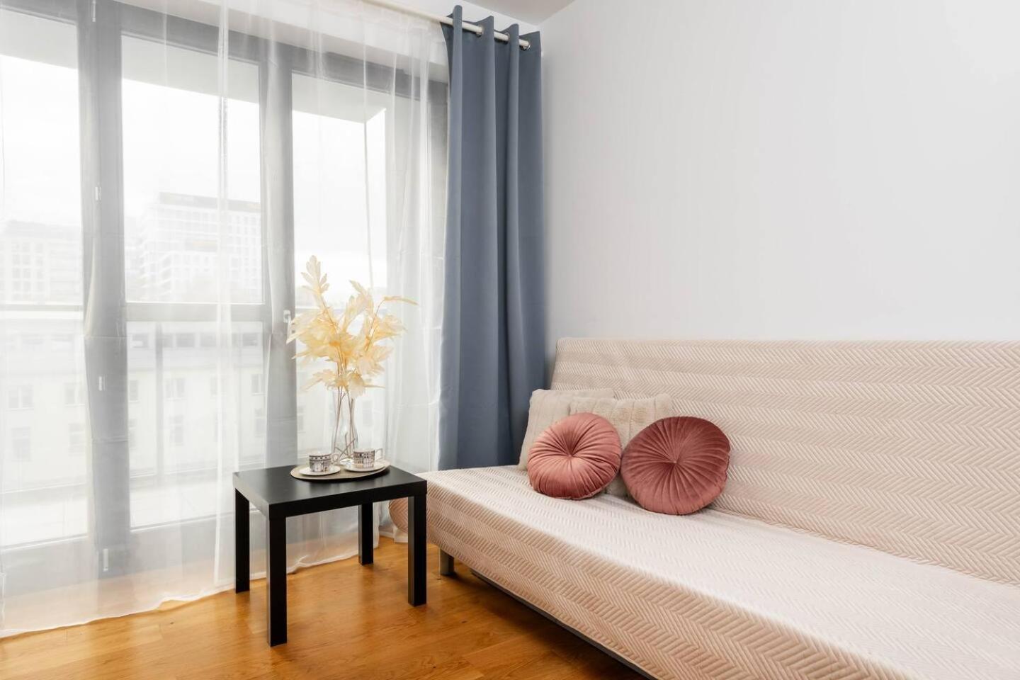 Apartament Vista Metro Plocka